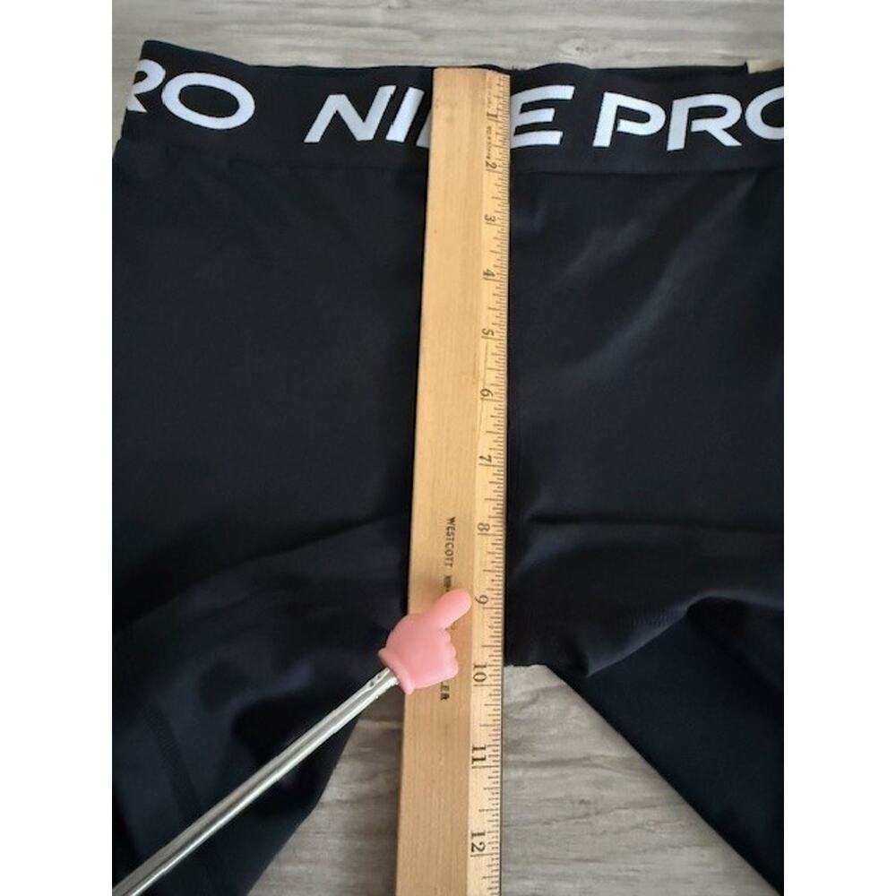 NWT Nike Pro Women's Tight Fit Shorts - Black - Size XL - Picture 6 of 10